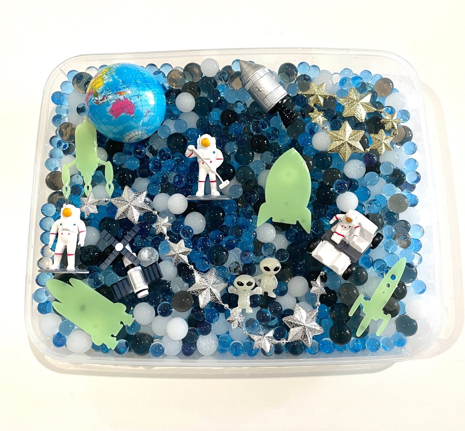 water beads – space